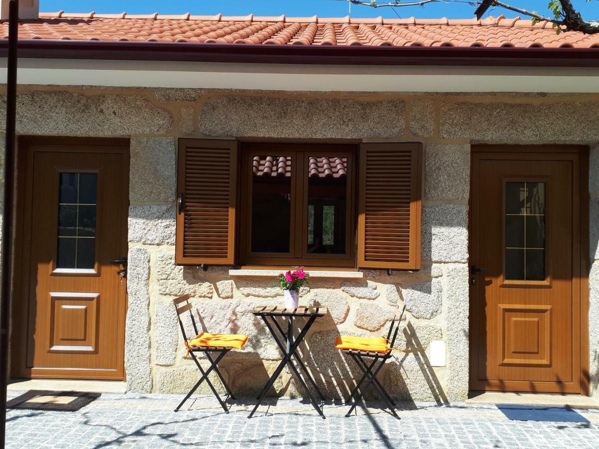 Вилла Casa Da Fichua Сиштелу Экстерьер фото